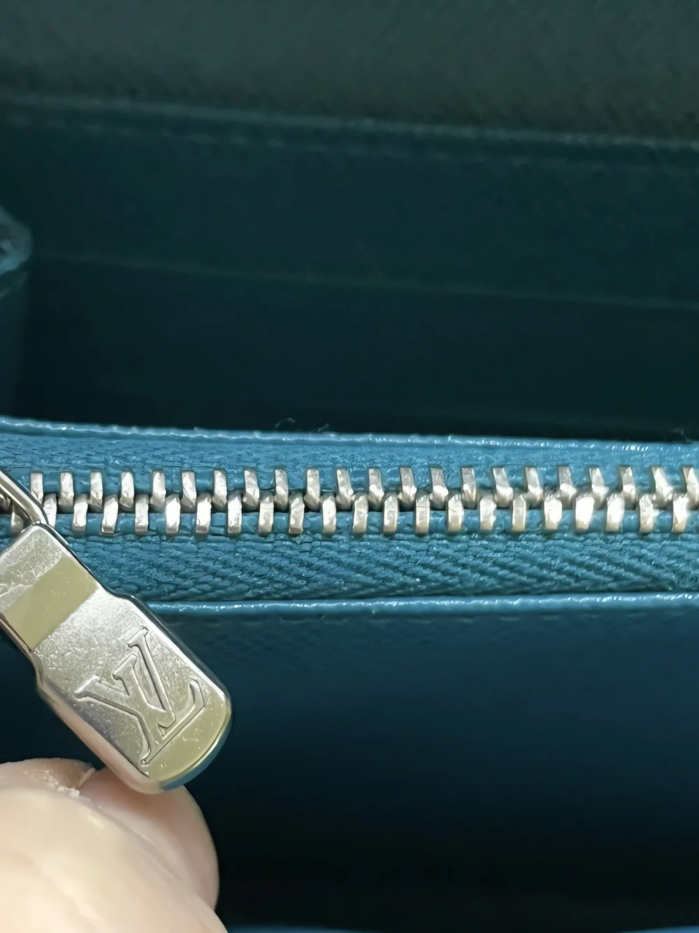Louis Vuitton Epi Sarah Wallet Toledo Blue Long Wallet